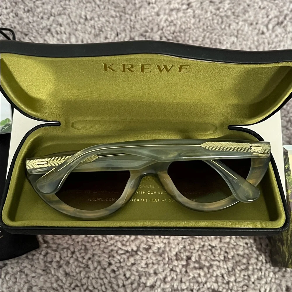 KREWE Sasha Cat-Eye Sunglasses - Picture 11 of 16